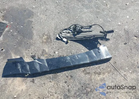 2017 Buick Lacrosse Essence из США, поврежденный, VIN 1G4ZP5SSXHU209843